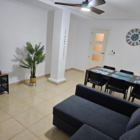 Mimoza Apartamento Torrevieja Exterior foto