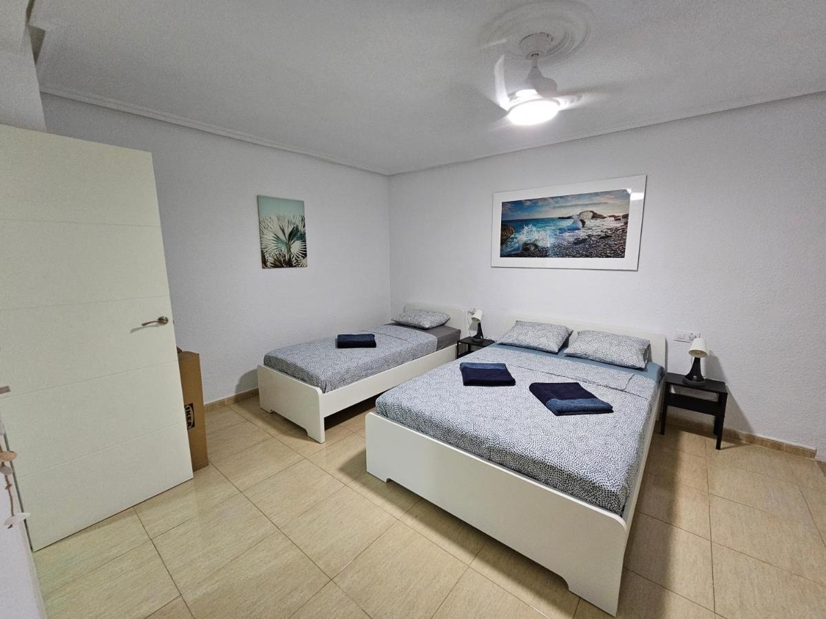 Mimoza Apartamento Torrevieja Exterior foto