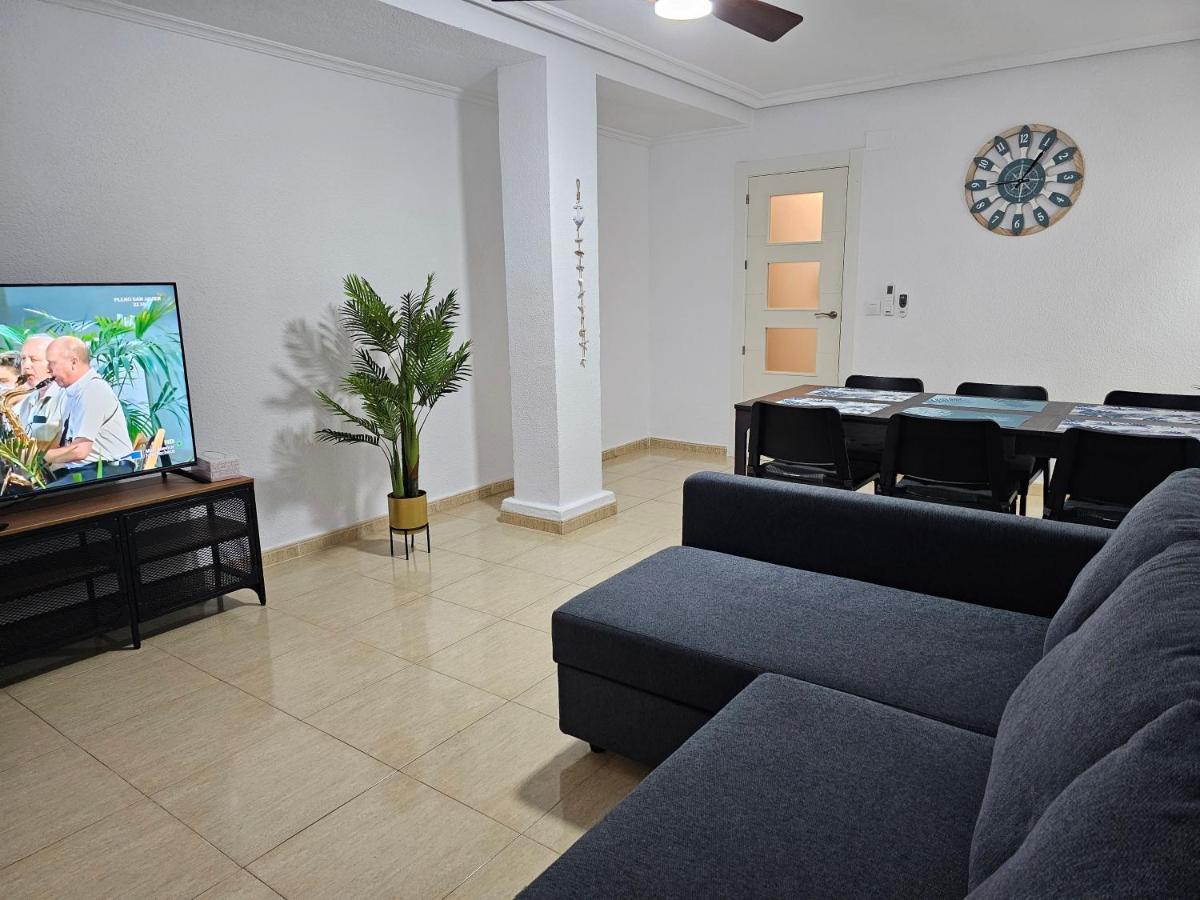 Mimoza Apartamento Torrevieja Exterior foto